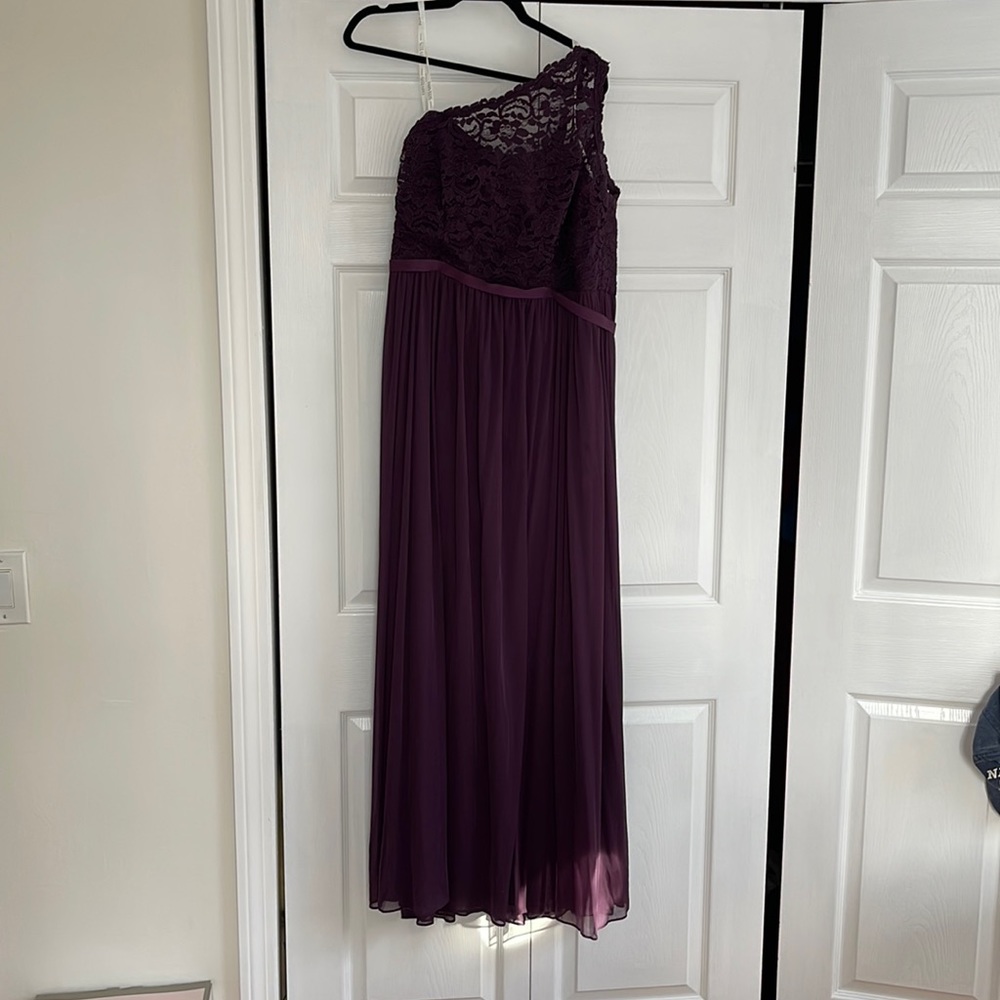 One shoulder lace bridesmaid / formal dress